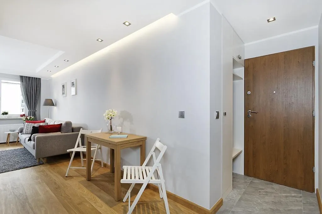 Apartment Powisle Solec Warsaw